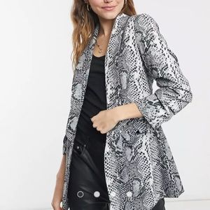NWT TOPSHOP | LIQUORISH snake print blazer